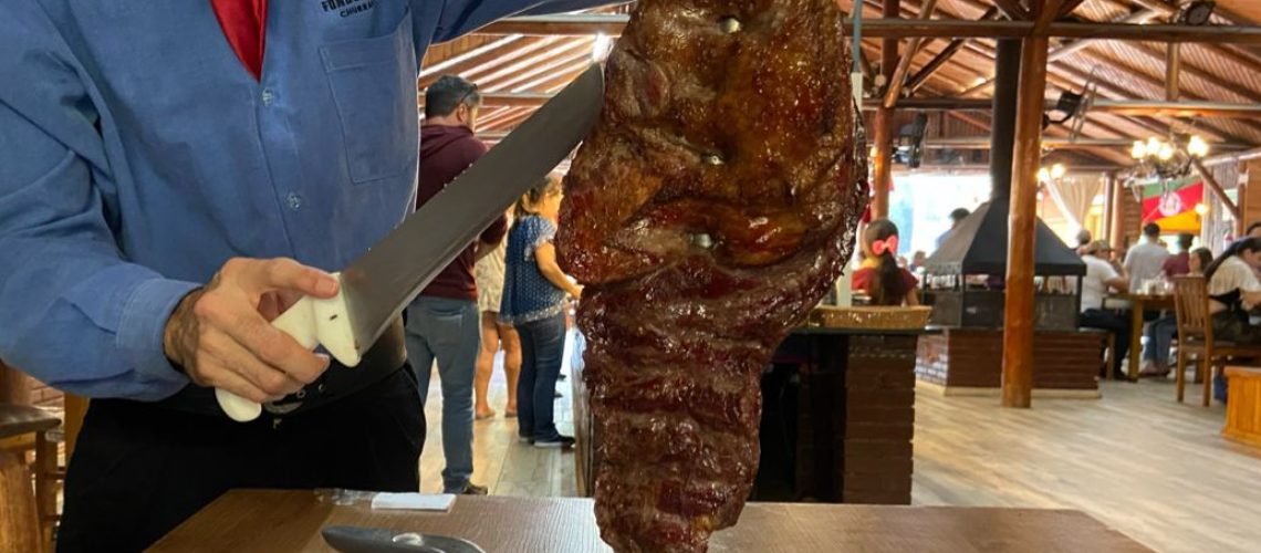 Churrascaria Fundo da Grota é parceira da ação de setembro do grupo Canela Hoteis e Pousadas